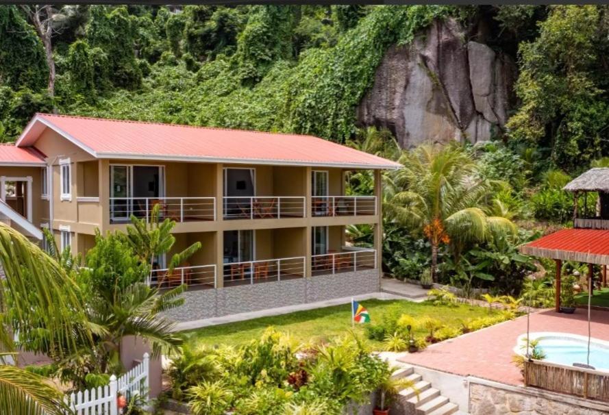 Auguste Holiday Residence Anse Etoile Luaran gambar